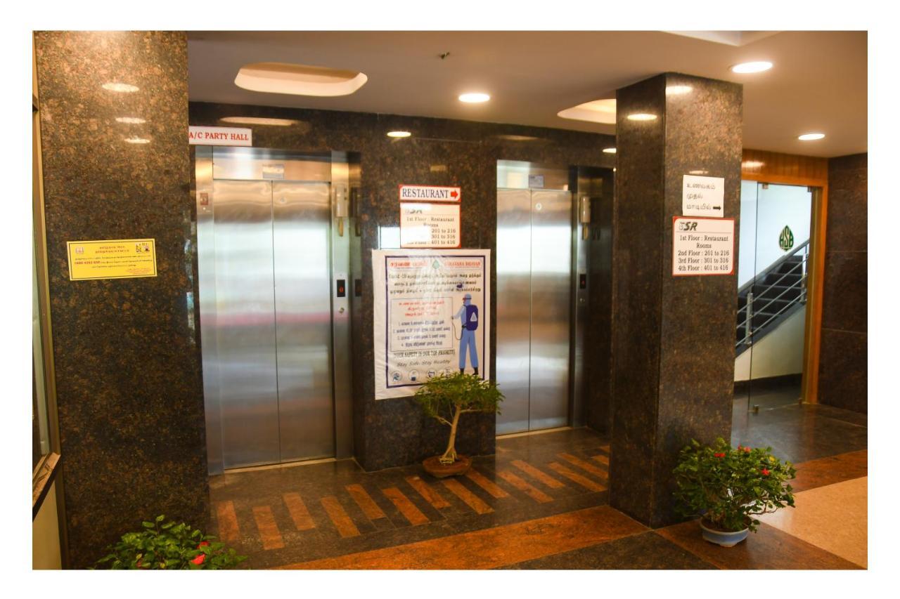 Hotel Sr Tiruchendur Thiruchendur Bagian luar foto